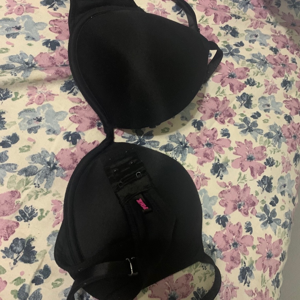 Vs bra